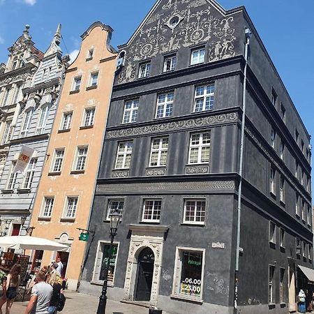 Old Town Dluga Apartment กดัญสก์ ภายนอก รูปภาพ
