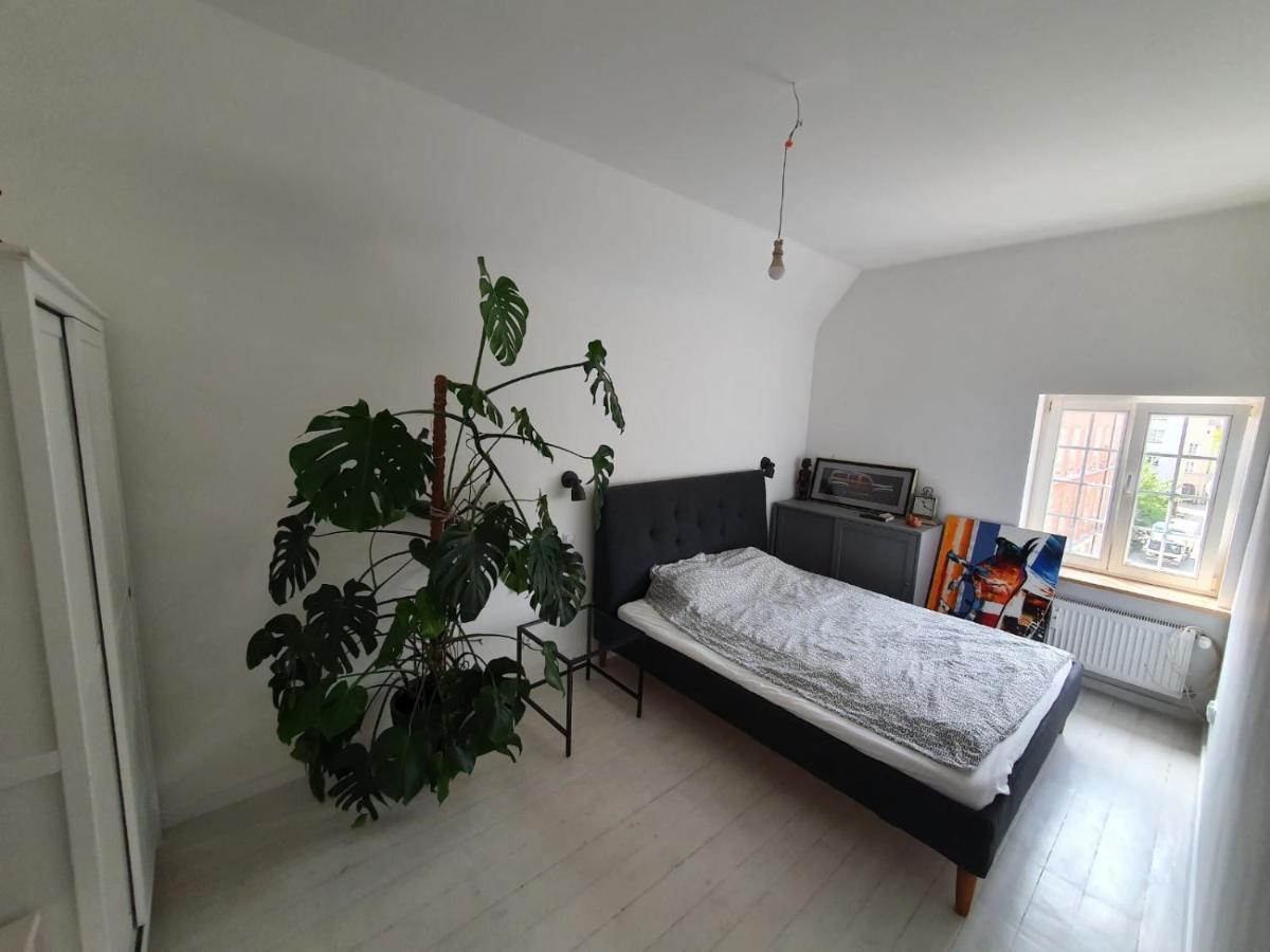 Old Town Dluga Apartment กดัญสก์ ภายนอก รูปภาพ